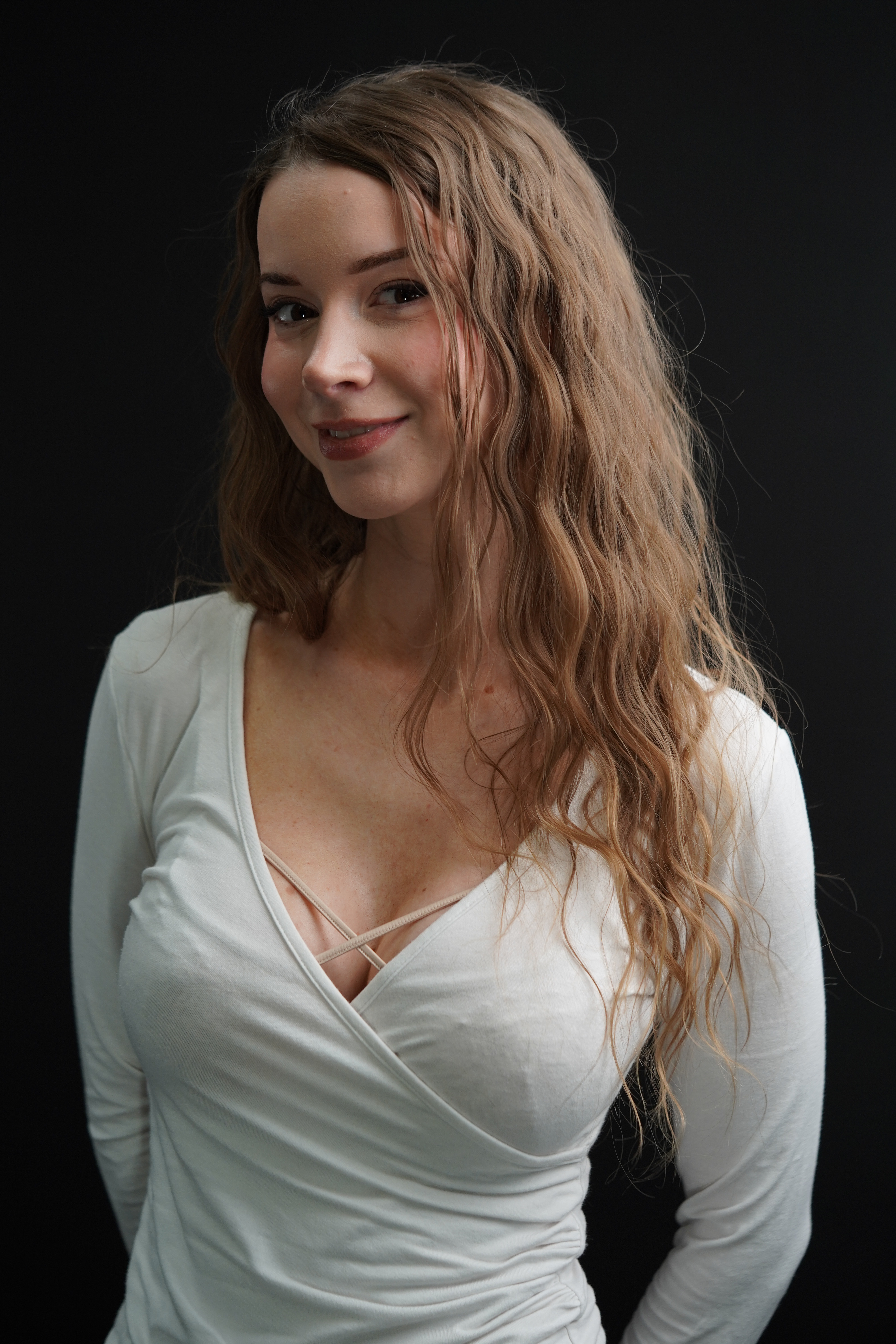 Vesta, makeup artist behind Skazka Beauty